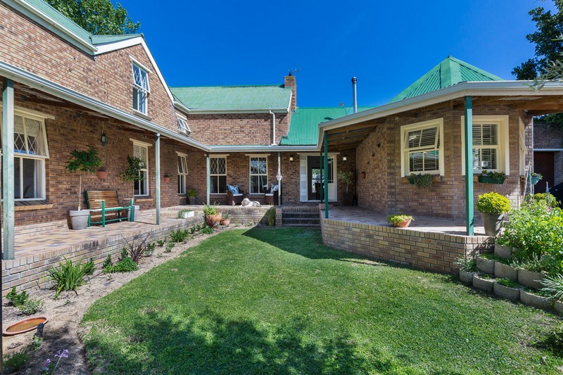 Vacation Hub International - VHI - Rustic Manor Bed and Breakfast