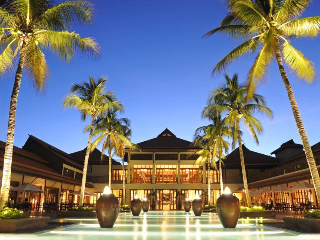 Vacation Hub International - VHI - Furama Resort Danang