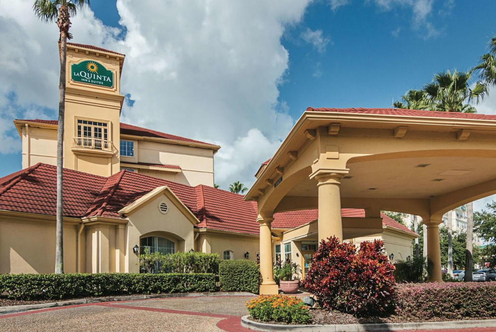 Vacation Hub International - VHI - Travel Club - La Quinta Inn & Suites by Wyndham Orlando Airport North