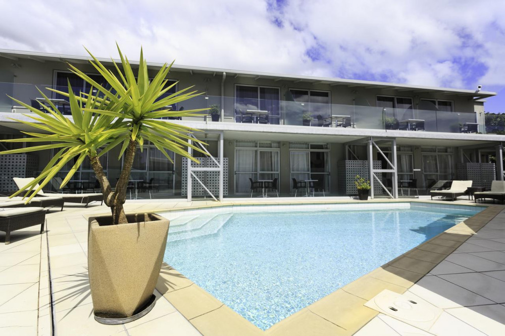 Vacation Hub International - VHI - Travel Club - Trailways Hotel