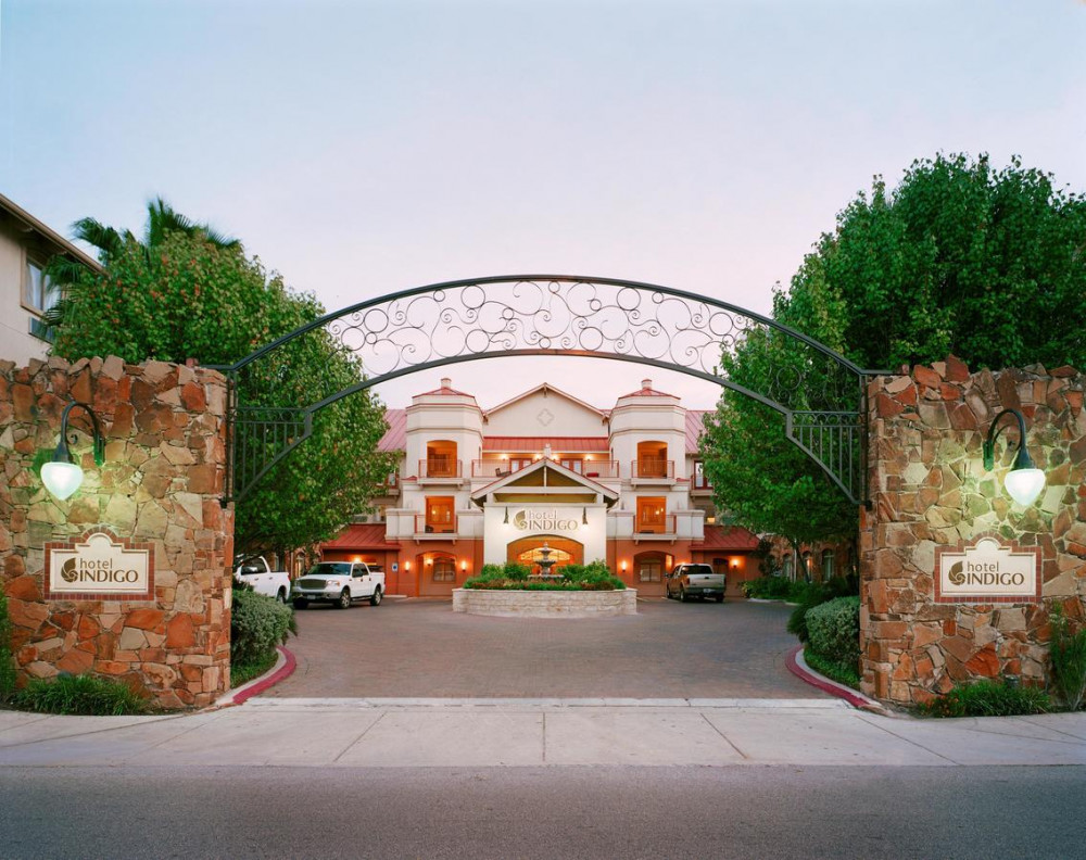 Vacation Hub International - VHI - Travel Club - Hotel Indigo San Antonio-Riverwalk