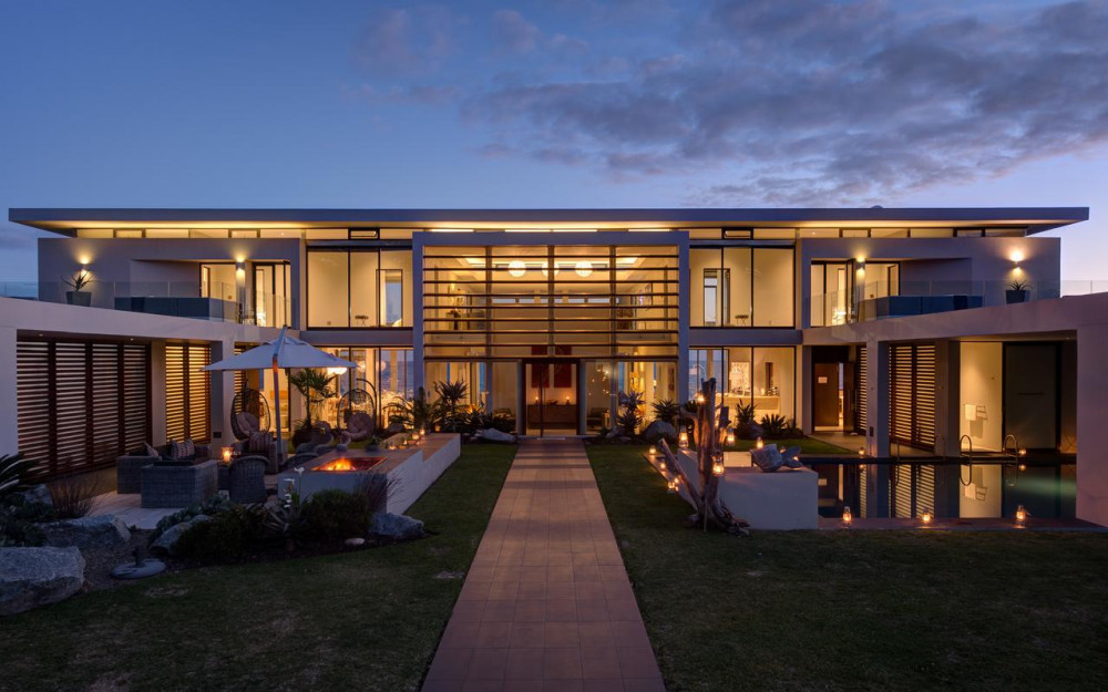 Vacation Hub International - VHI - Travel Club - Oceans Luxury Guest House