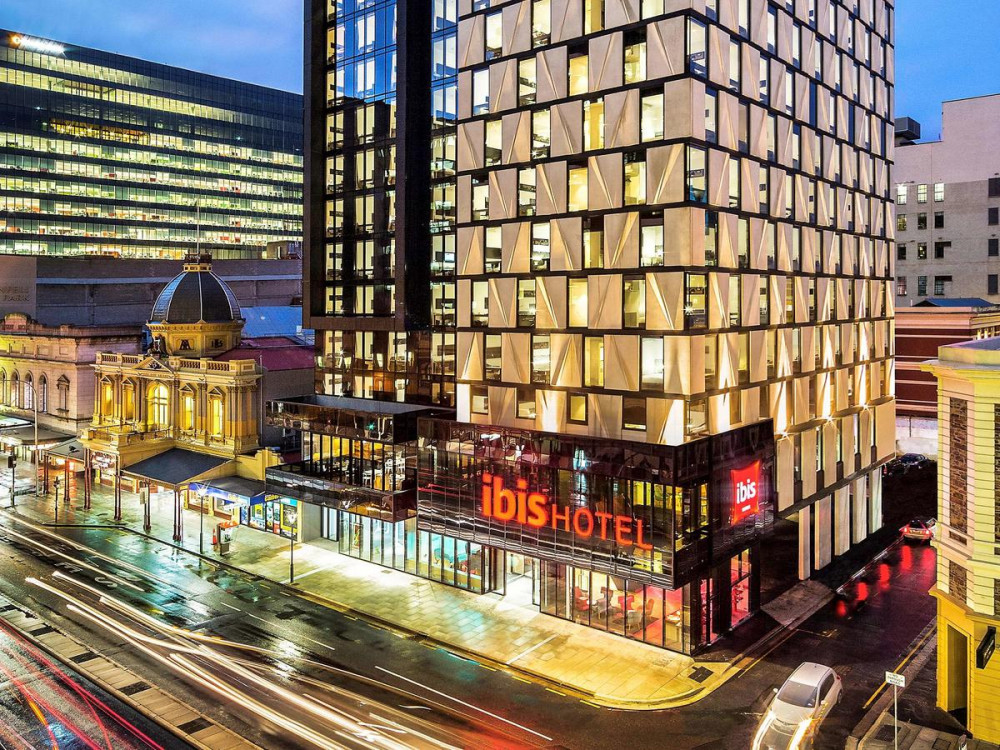 Vacation Hub International - VHI - Travel Club - Hotel Ibis Adelaide