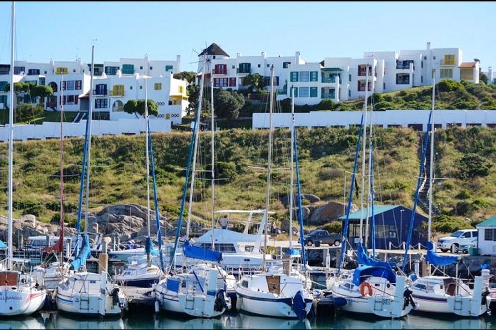 Vacation Hub International - VHI - Travel Club - Sailor's Cabin