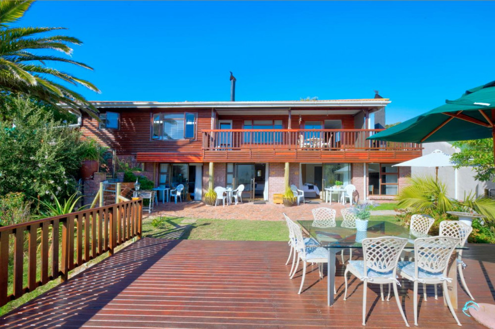 Vacation Hub International - VHI - Travel Club - RiverView Self-Catering Accommodation