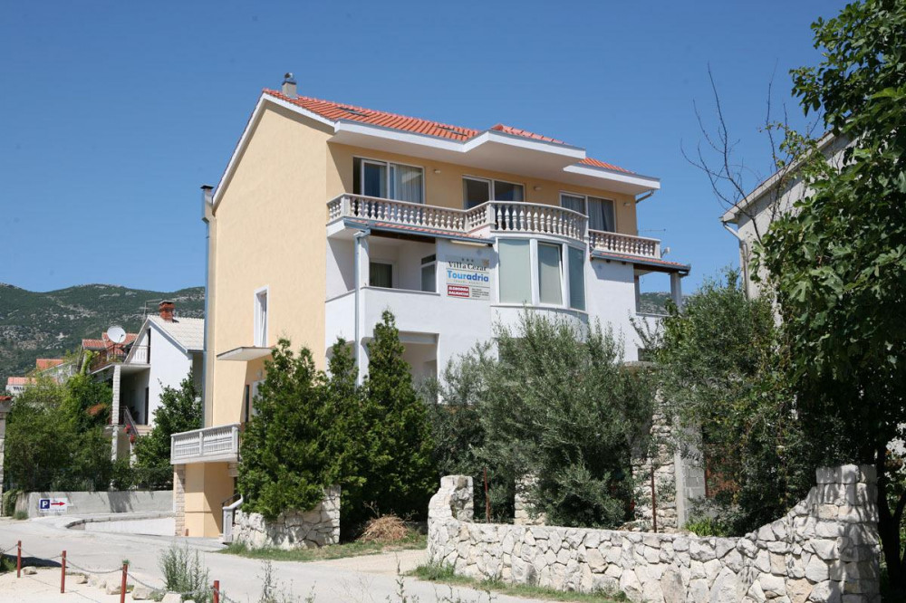 Vacation Hub International - VHI - Travel Club - Villa Caesar