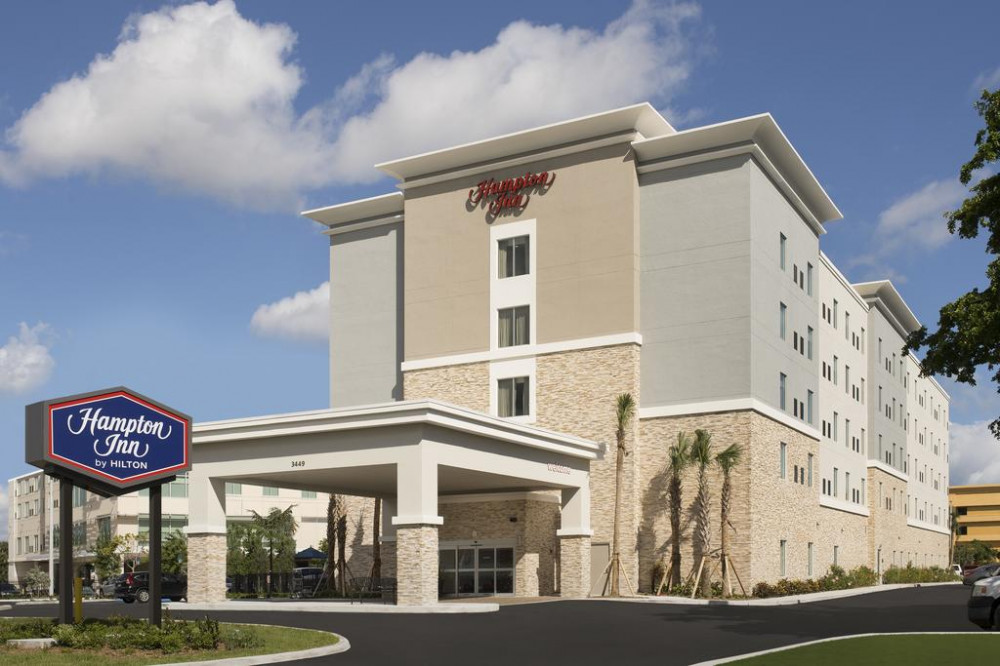 Vacation Hub International - VHI - Travel Club - Hampton Inn Miami Airport East