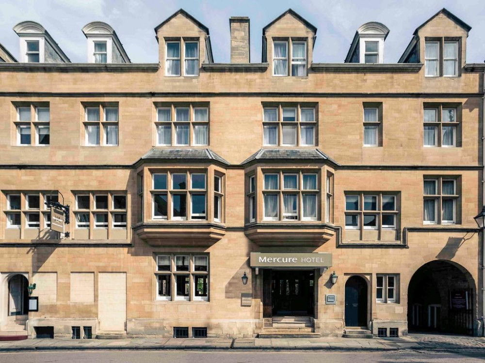 Vacation Hub International - VHI - Travel Club - Mercure Oxford Eastgate Hotel