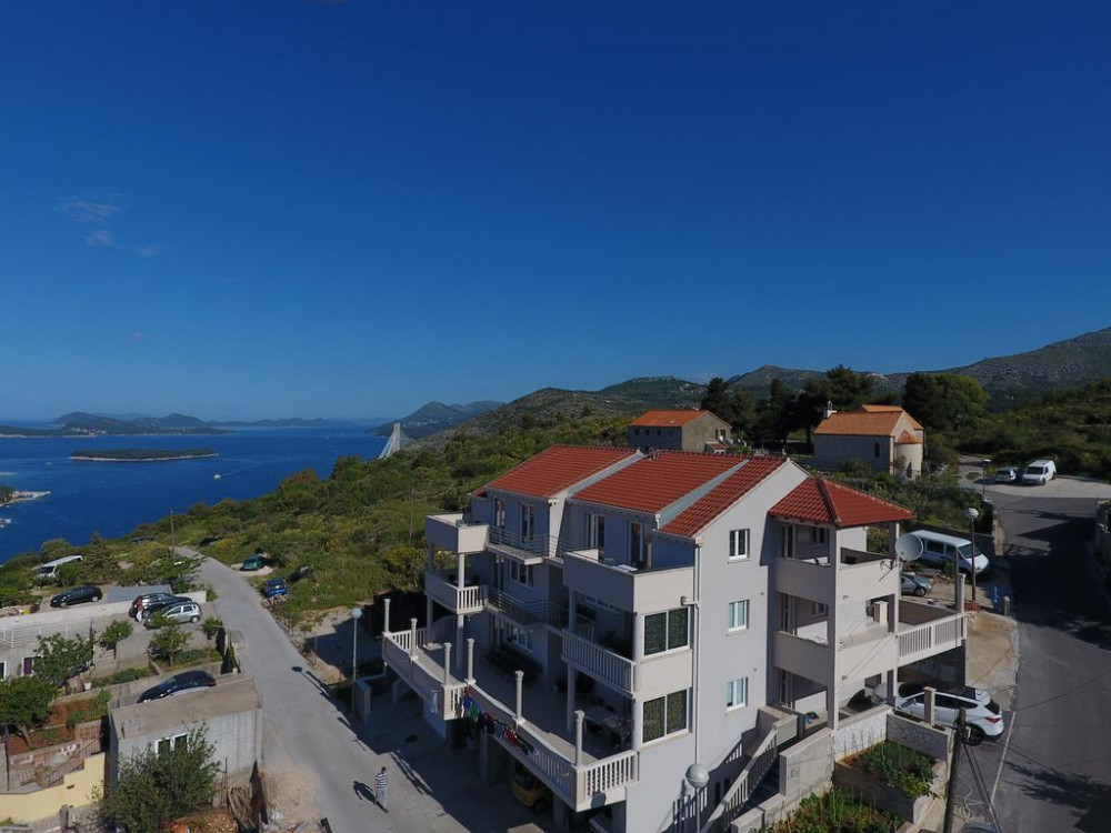 Vacation Hub International - VHI - Travel Club - Apartments Villa Dadic