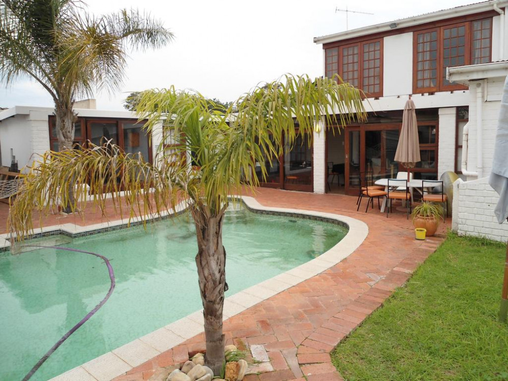 Vacation Hub International - VHI - Travel Club - Egmont Guest House