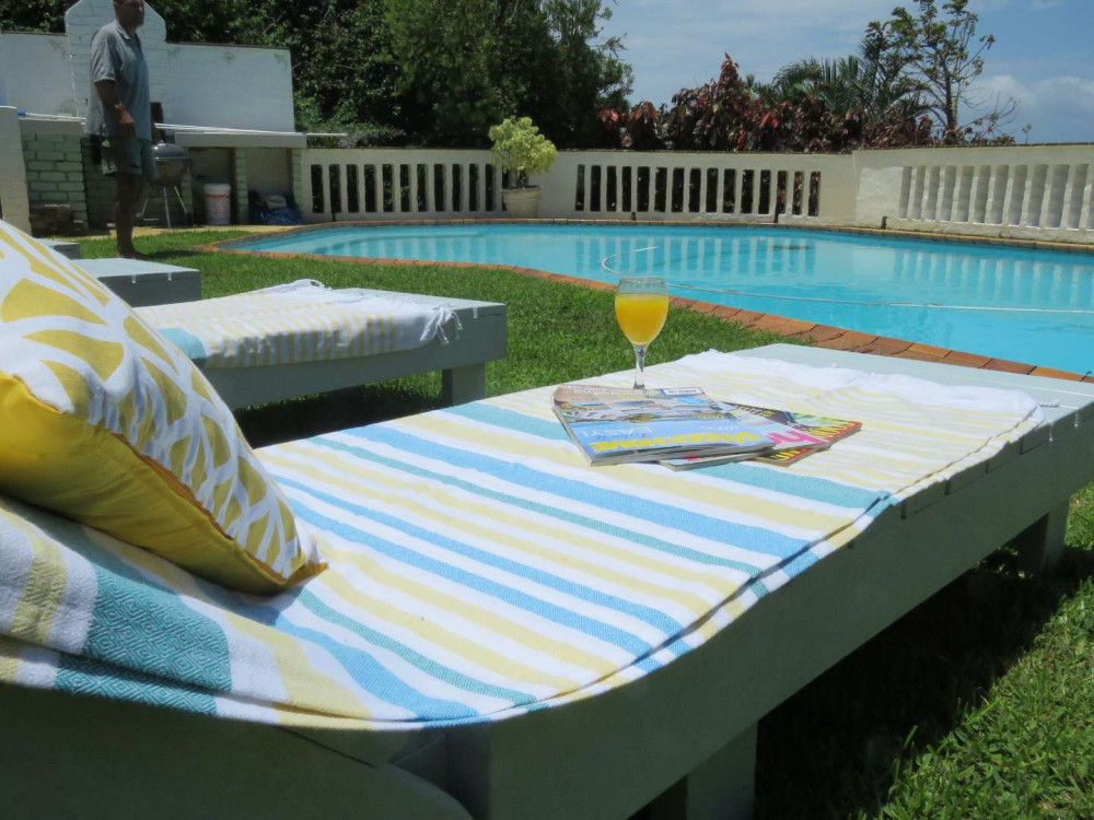 Vacation Hub International - VHI - Travel Club - Bare Feet Retreat
