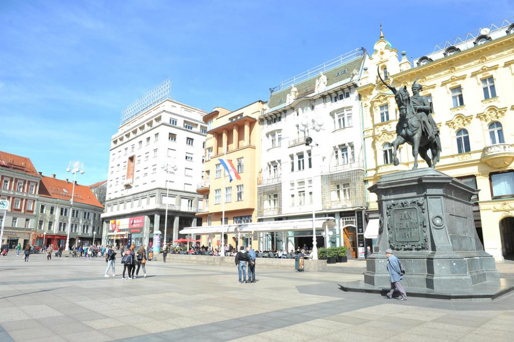 Vacation Hub International - VHI - Travel Club - Main Square Residence