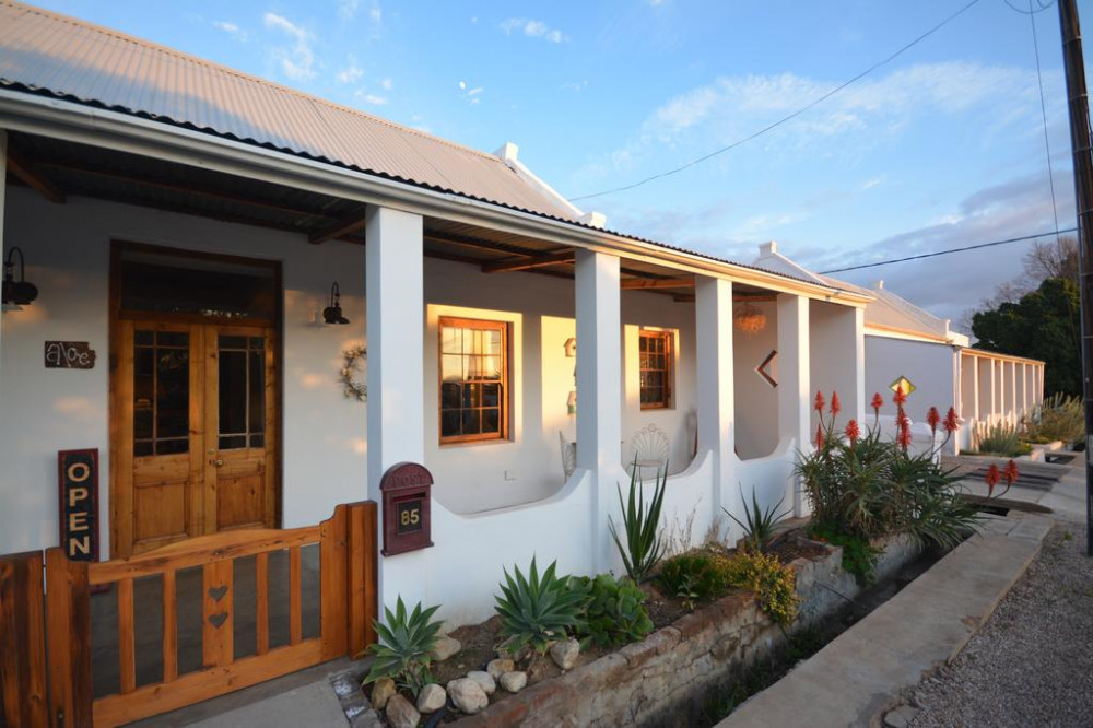 Vacation Hub International - VHI - Travel Club - Ta Mala's Cottage