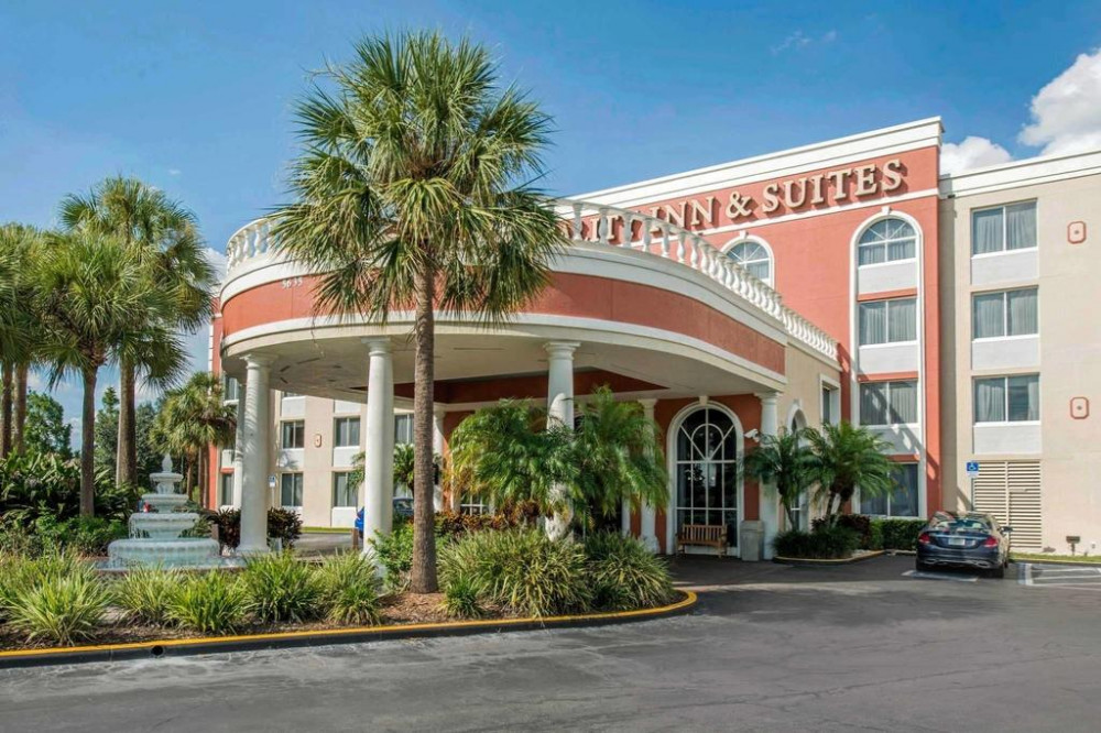 Vacation Hub International - VHI - Travel Club - Quality Inn & Suites Near the Theme Parks