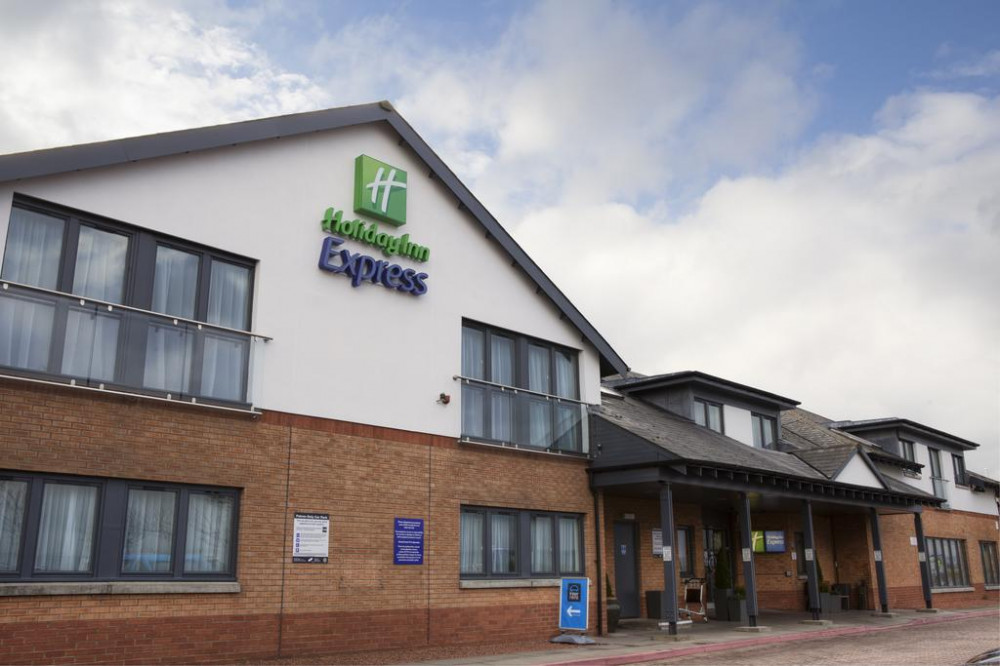 Vacation Hub International - VHI - Travel Club - Holiday Inn Express Edinburgh Airport