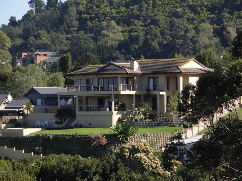 Vacation Hub International - VHI - Travel Club - Driftwood Lodge Knysna