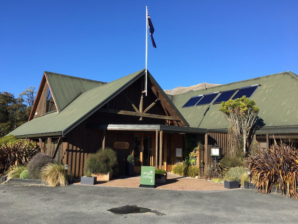 Vacation Hub International - VHI - Travel Club - Alpine Lodge