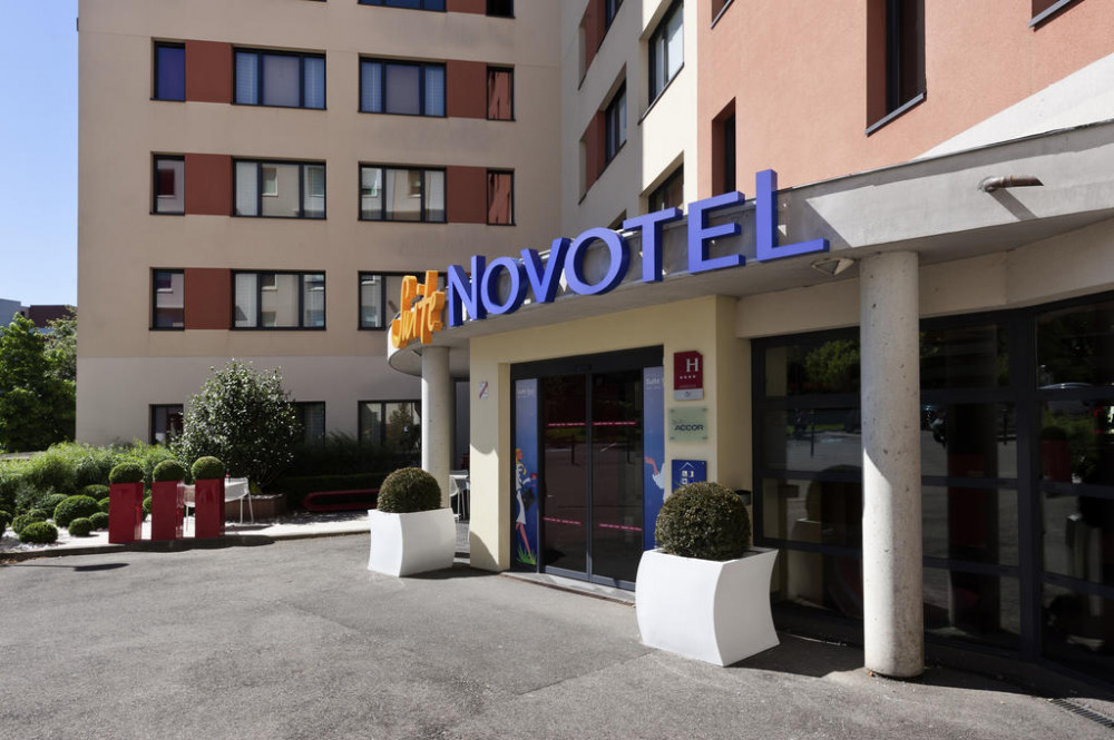 Vacation Hub International - VHI - Travel Club - Novotel Suites Paris Velizy
