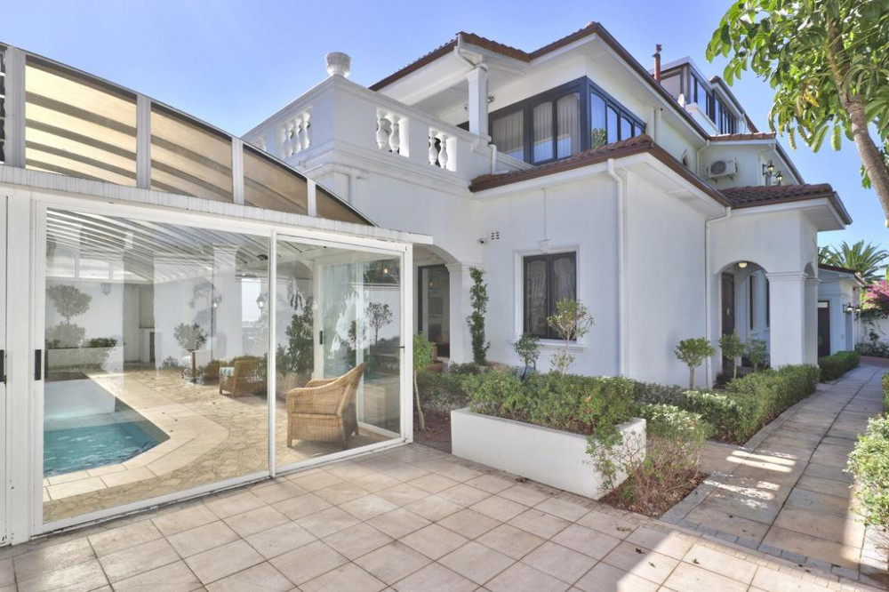 Vacation Hub International - VHI - The Questenberg Boutique Guest House