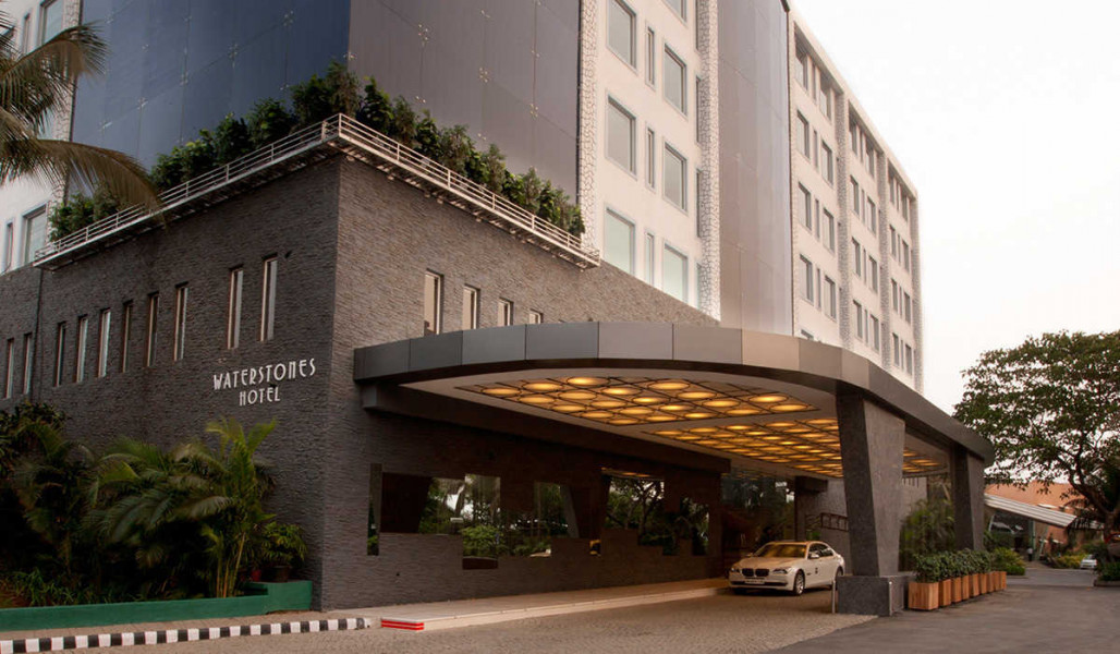 Vacation Hub International - VHI - Travel Club - Waterstones Hotel