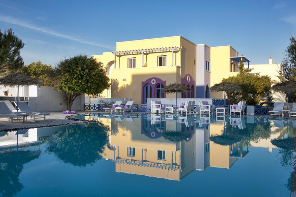 Vacation Hub International - VHI - Travel Club - Acqua Vatos Santorini Hotel
