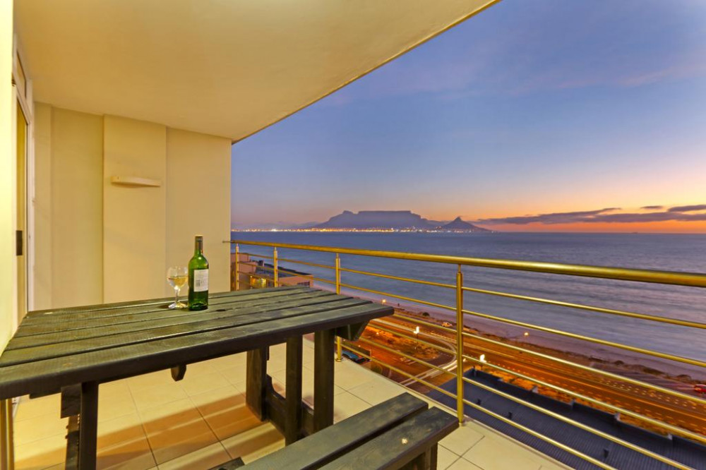 Vacation Hub International - VHI - Travel Club - The Waves 1002
