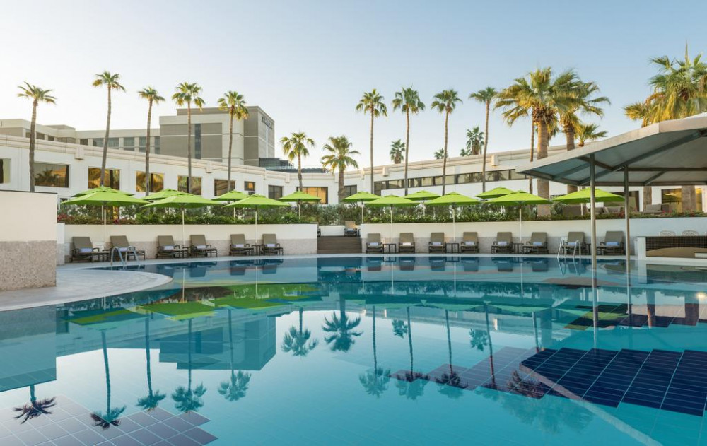 Vacation Hub International - VHI - Le Méridien Dubai Hotel & Conference Centre
