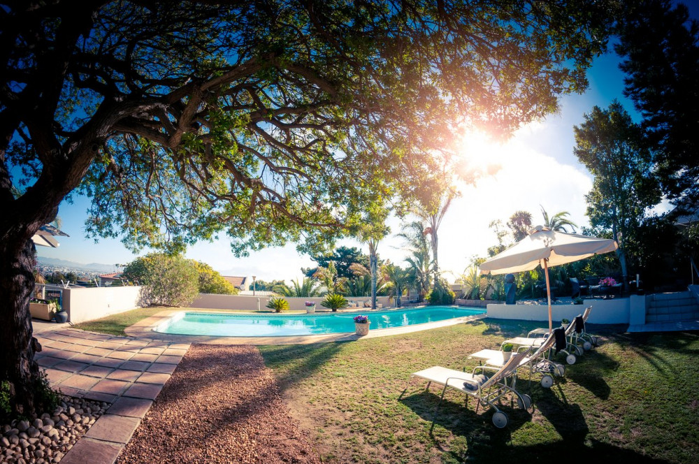 Vacation Hub International - VHI - Travel Club - Linga Longa
