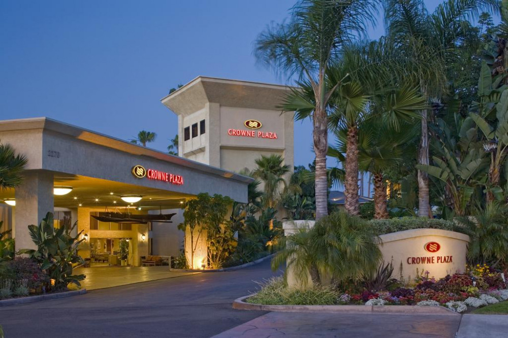 Vacation Hub International - VHI - Travel Club - Crowne Plaza San Diego - Mission Valley