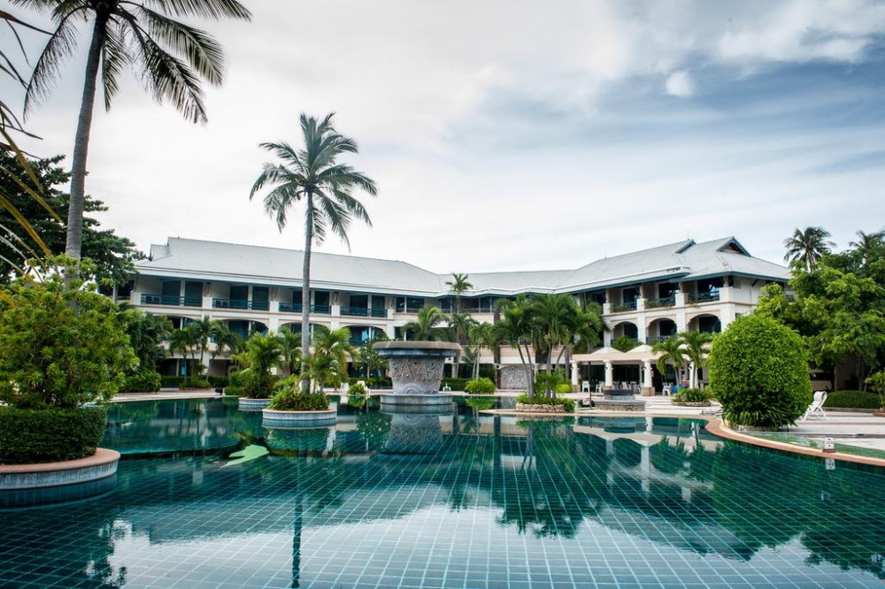 Vacation Hub International - VHI - Travel Club - Phi Phi Island Cabana Hotel