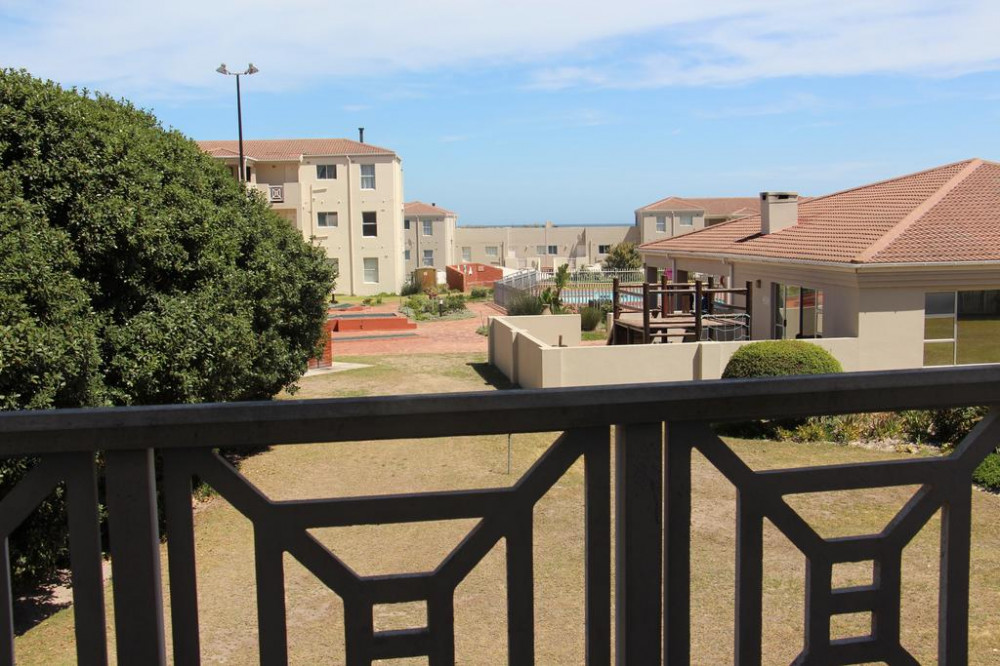 Vacation Hub International - VHI - Travel Club - Hermanus Beach Club 128