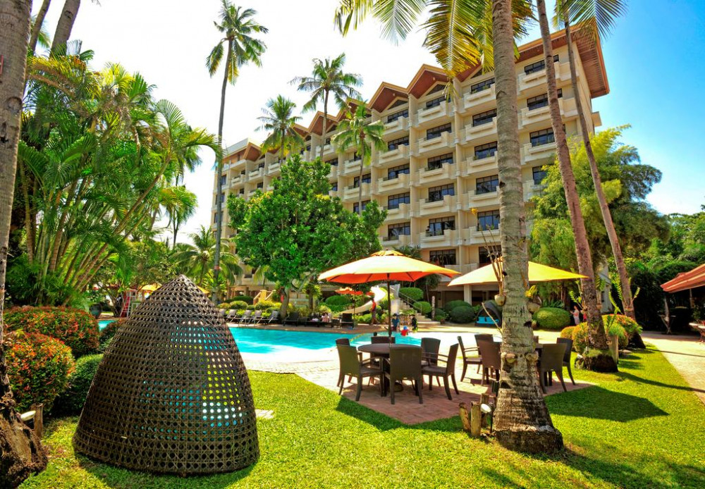Vacation Hub International - VHI - Travel Club - Costabella Tropical Beach Hotel