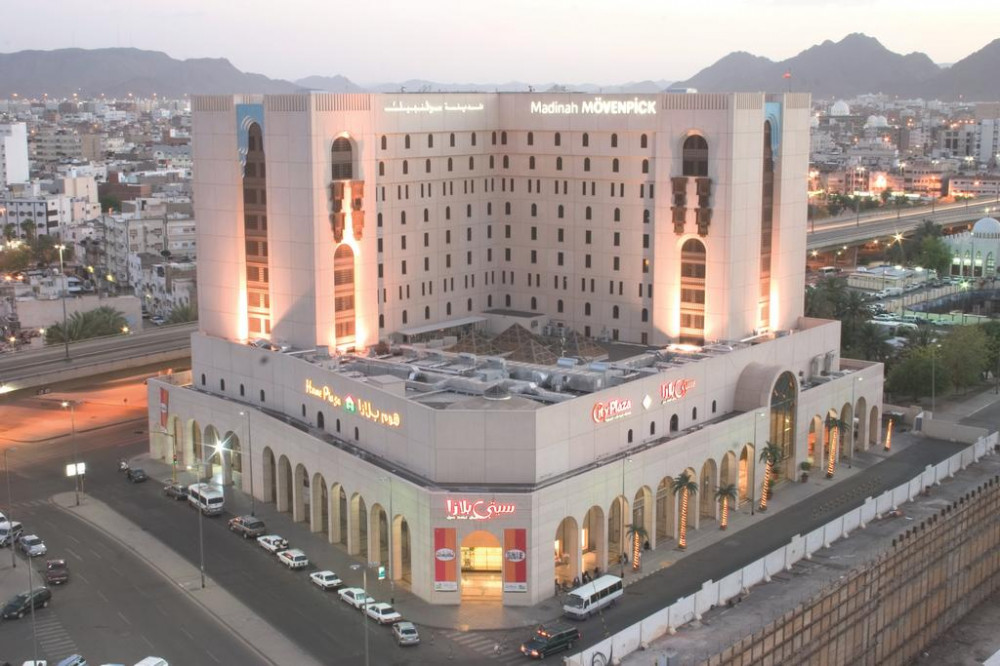 Vacation Hub International - VHI - Travel Club - Madinah Movenpick Hotel