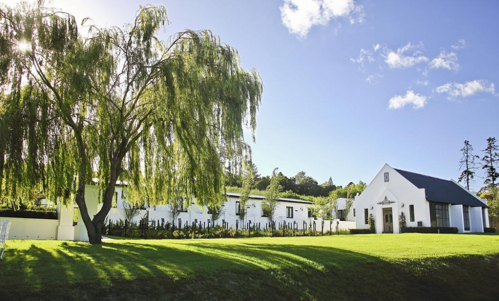 Vacation Hub International - VHI - Travel Club - Brenaissance Guest Estate & Function Venue