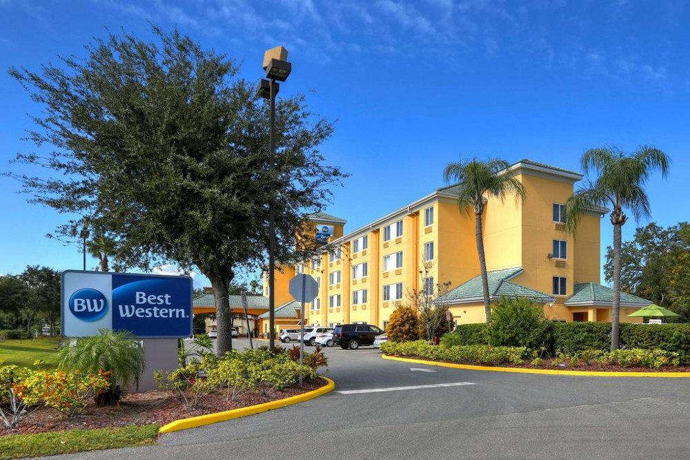 Vacation Hub International - VHI - Travel Club - Best Western Orlando Convention Center Hotel