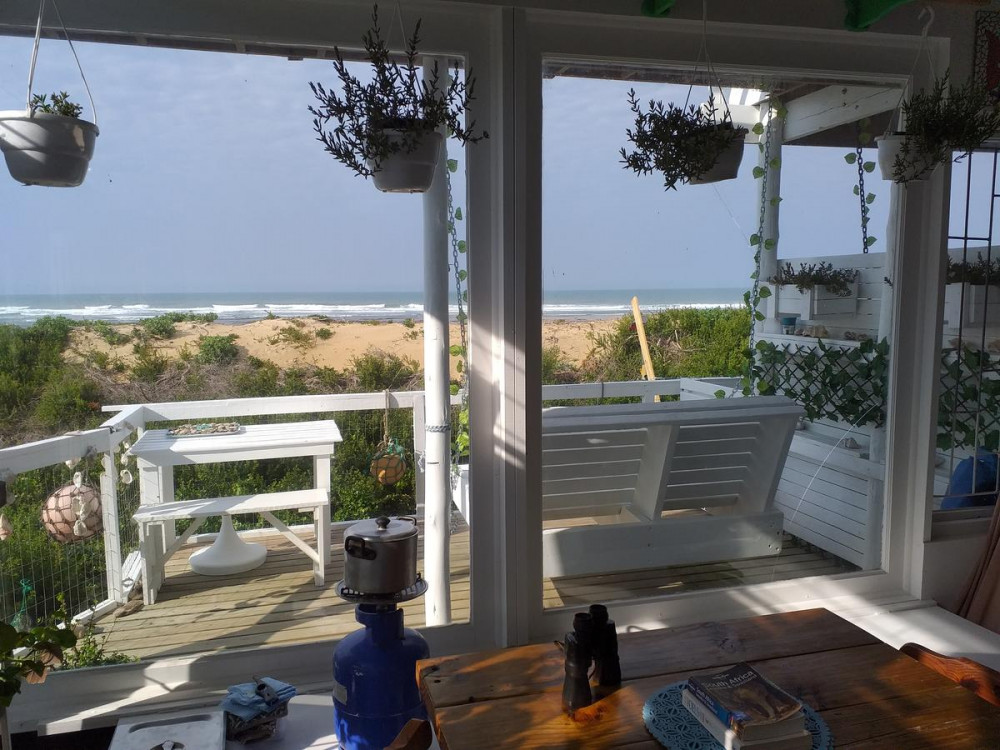 Vacation Hub International - VHI - Travel Club - Beached House on Golden Sanddunes