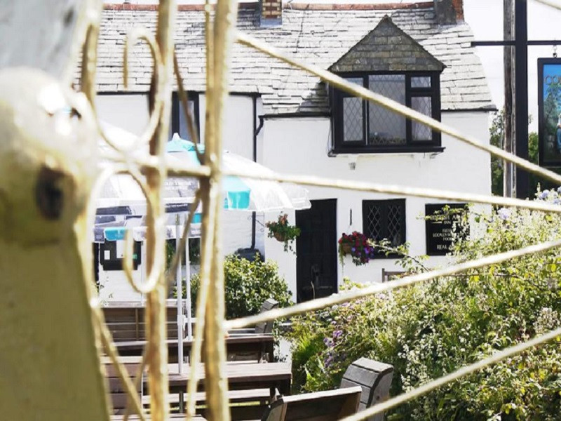 Vacation Hub International - VHI - Travel Club - The Cornish Arms Hotel
