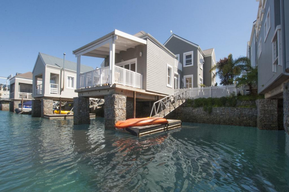 Vacation Hub International - VHI - Travel Club - Saffron House - S13