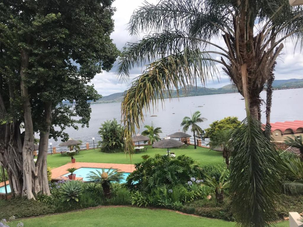 Vacation Hub International - VHI - Travel Club - Hartbeespoort Vacation Home