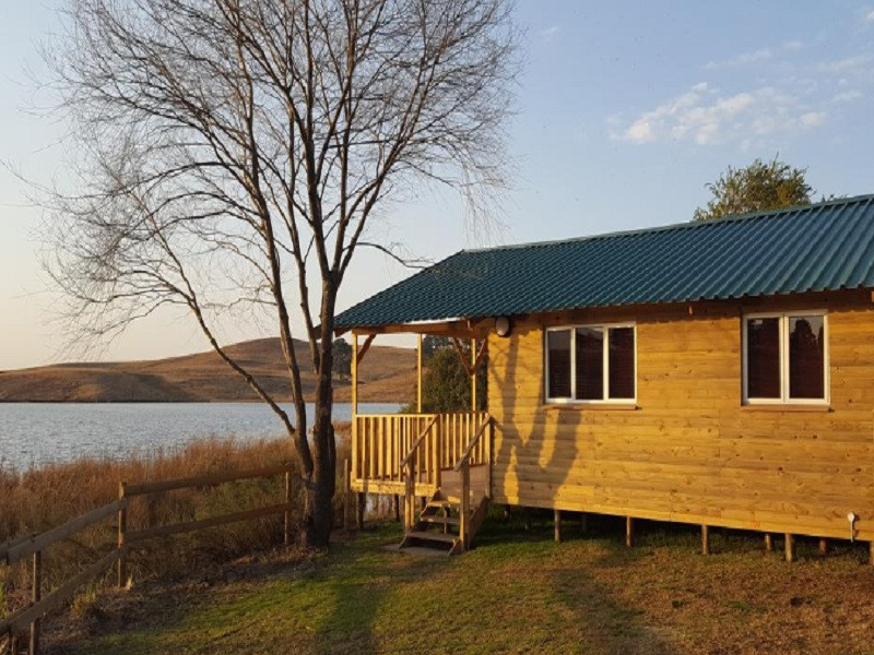 Vacation Hub International - VHI - Travel Club - Copperleigh Trout Cottages