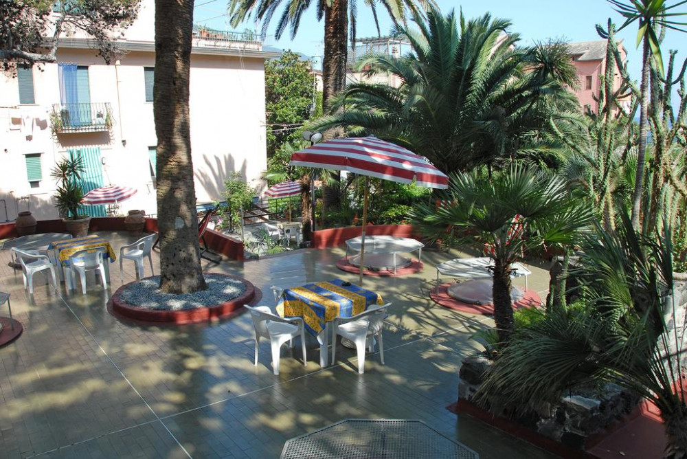 Vacation Hub International - VHI - Travel Club - Cinque Terre Hotel in Monterosso al Mare