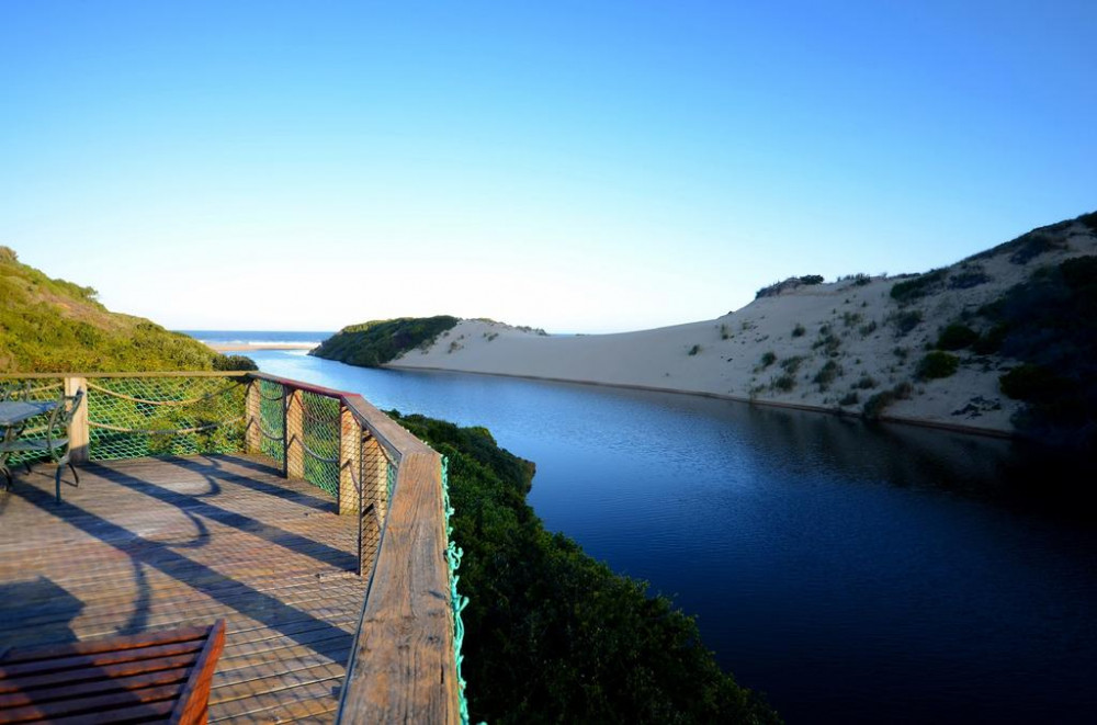 Vacation Hub International - VHI - Travel Club - River Shack