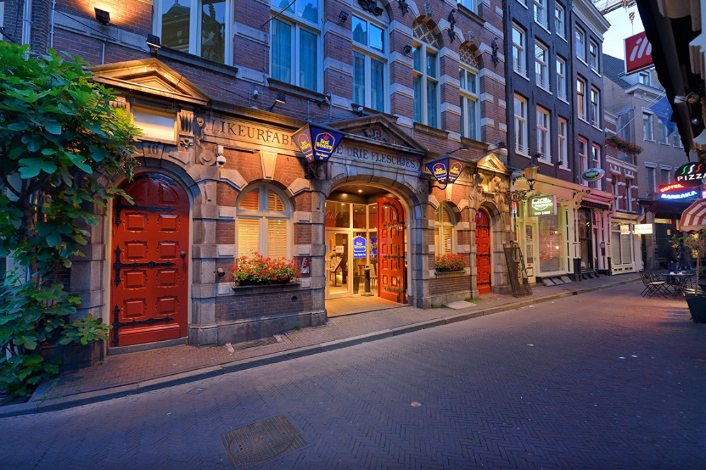 Vacation Hub International - VHI - Travel Club - Best Western Dam Square Inn