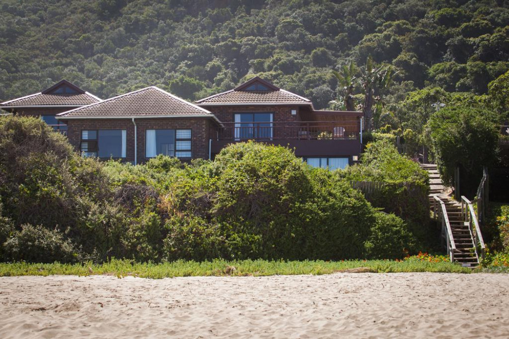 Vacation Hub International - VHI - Travel Club - ArchRock Resort