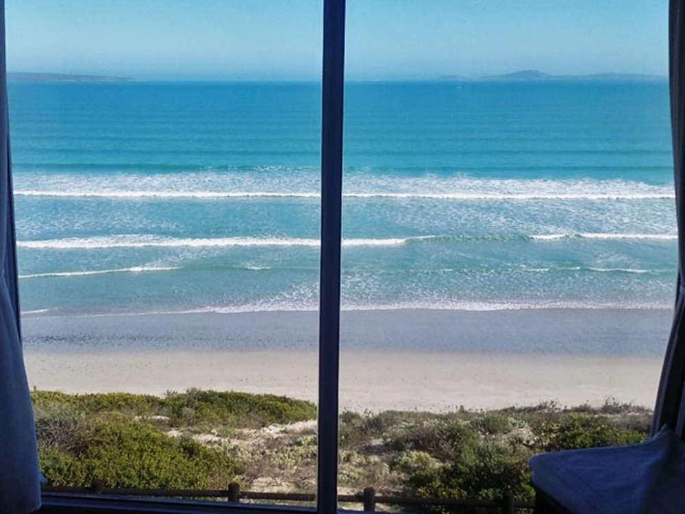 Vacation Hub International - VHI - Travel Club - Tower Blue