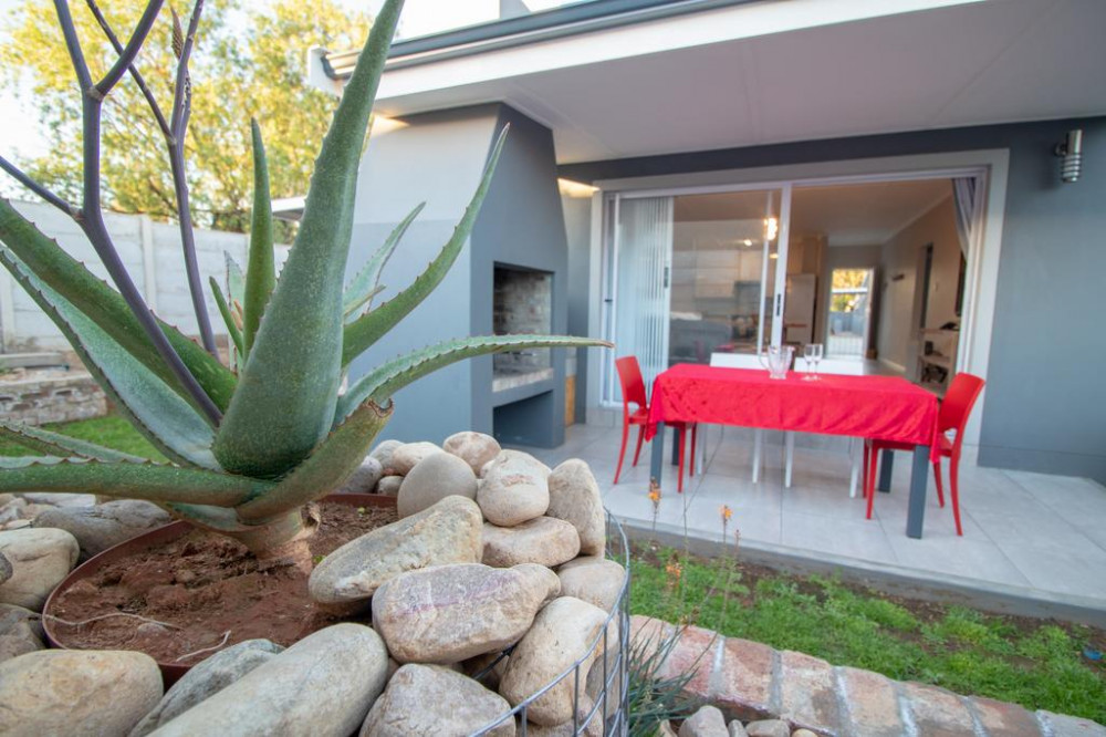 Vacation Hub International - VHI - Travel Club - Memories Self-Catering