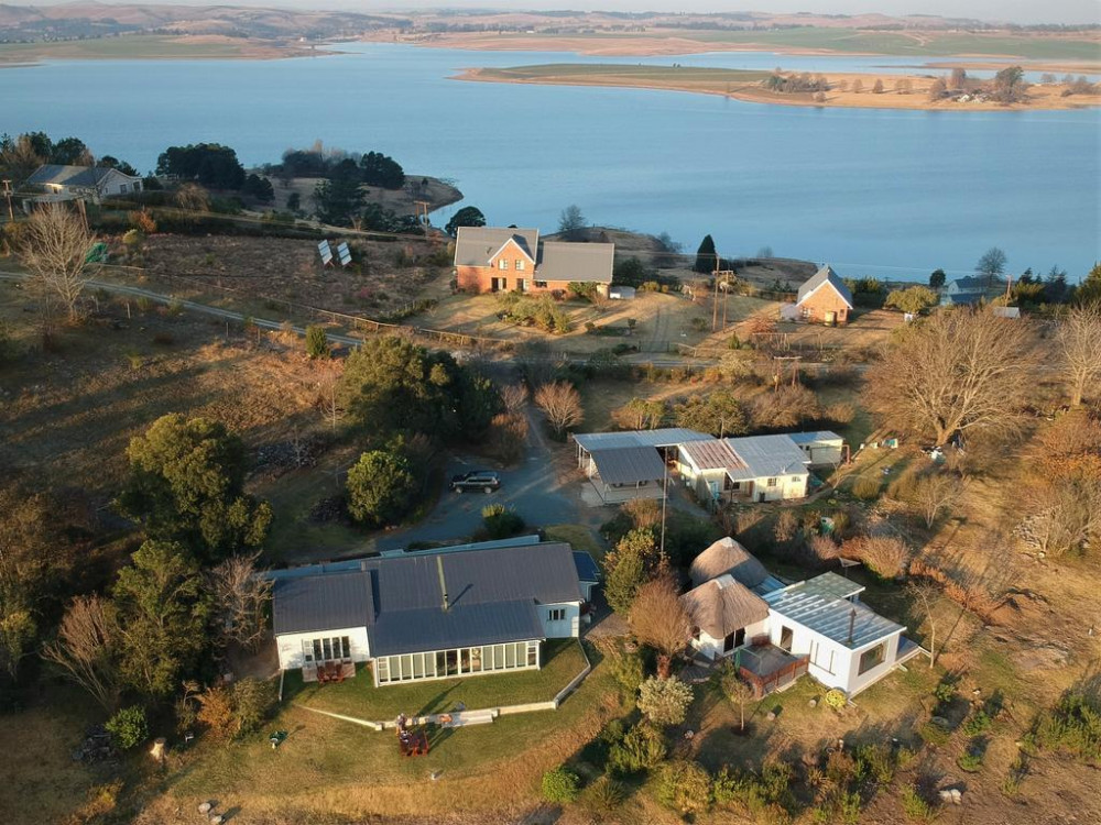 Vacation Hub International - VHI - Travel Club - Fish Eagle Cottage