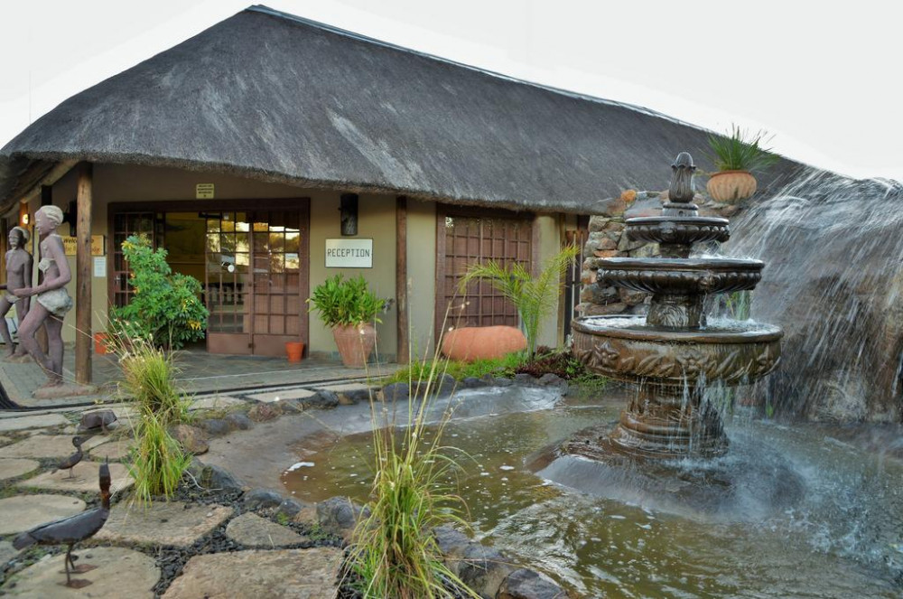 Vacation Hub International - VHI - Travel Club - Thebe River Safaris