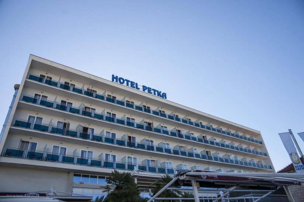 Vacation Hub International - VHI - Travel Club - Hotel Petka