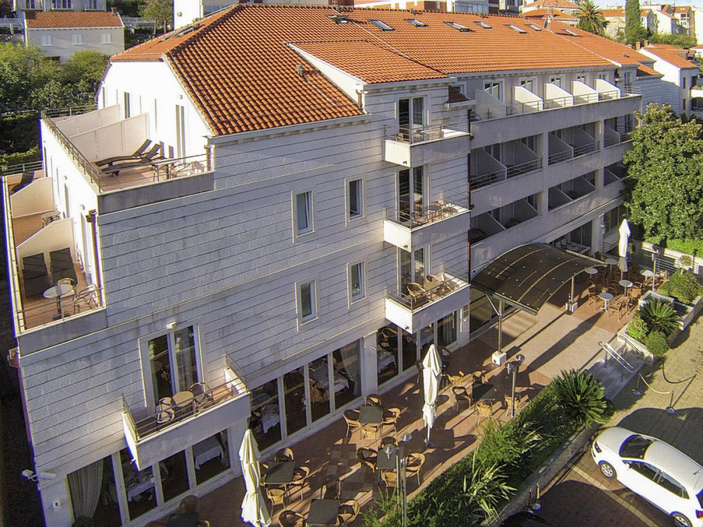 Vacation Hub International - VHI - Travel Club - Hotel Ivka